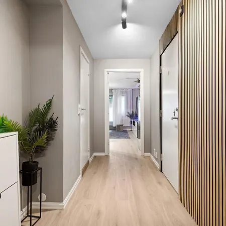 Guest house Happy Days Relaxing With Smart Solutions Shared With One Other Bedroom